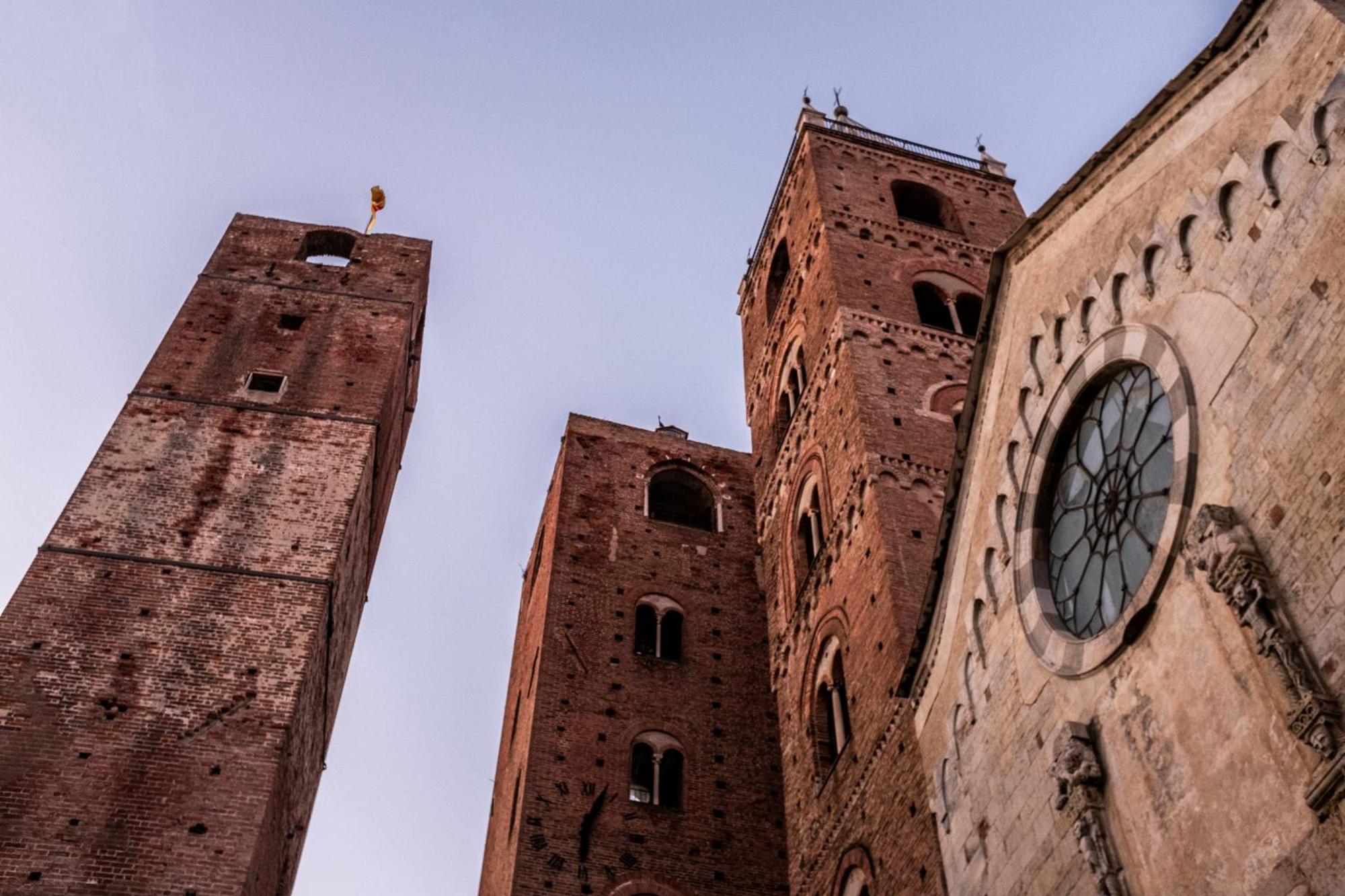 Palazzo Oddo Rental Rooms Albenga Exterior photo